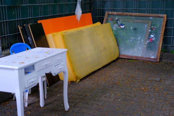 Old Furniture Disposal in Lebanon